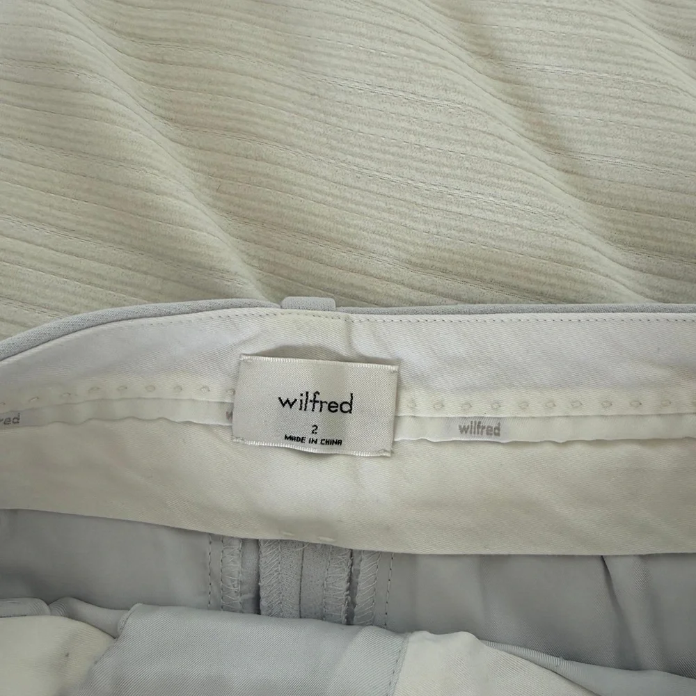 Aritzia Wilfred Effortless Cuffed Prose Pants Smocked Lilac Gray Size 2